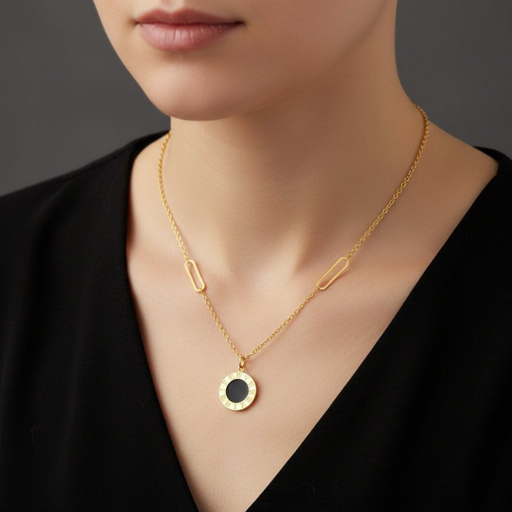 Ora Midnight Disc Necklace, 18K Gold Plated