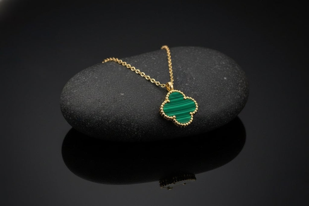 Ora The Clover Necklace Green, 18K Gold Plated